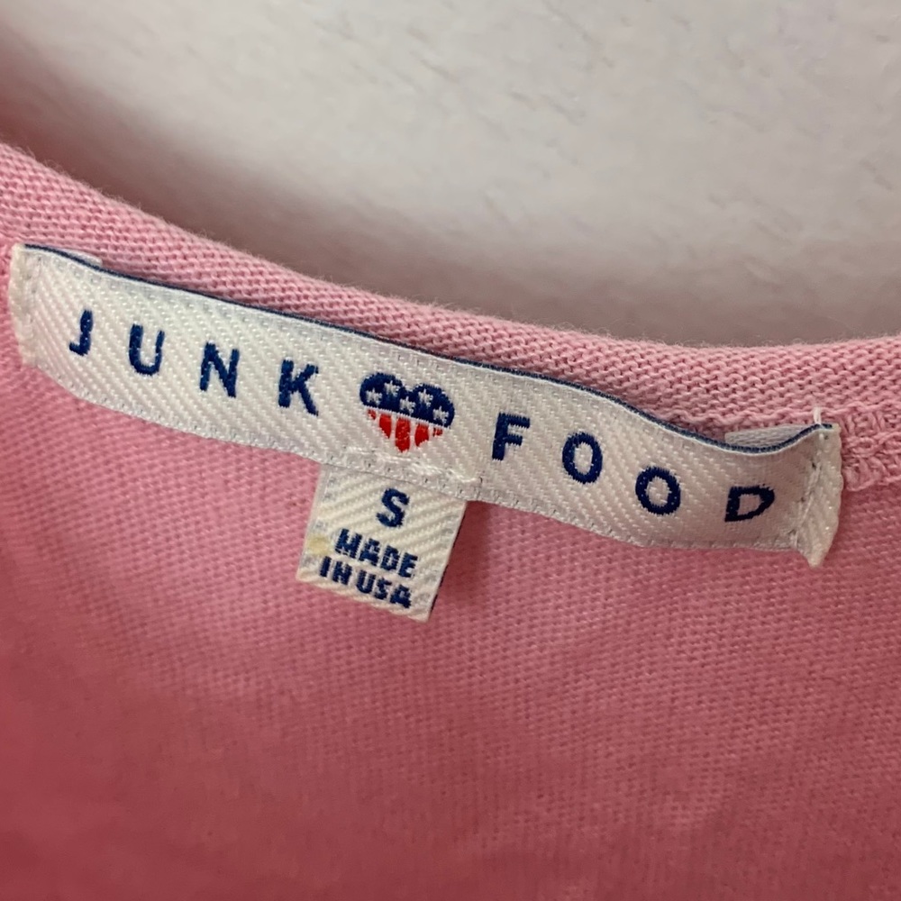 Kiss me I’m American tank top by junk food - Picture 3 of 3